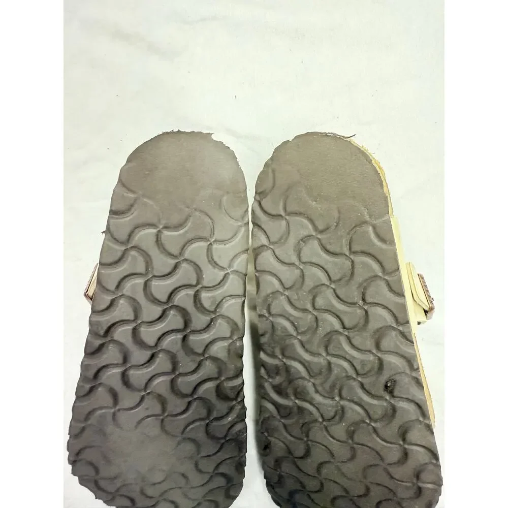 Birkenstock  thong sandals  women’s size 36/230LS 5/5.5 color beige have a flaw - Picture 7 of 13